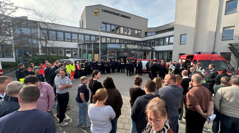 Katastrophenschutzübung mit der Staatliche Feuerwehrschule aus Geretsried